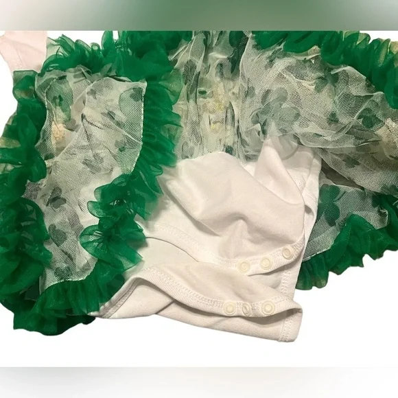 “My 1st St. Patrick’s day” Bebiullo Baby Girl St. Patricks Day one piece 3-6 mo - Picture 4 of 7